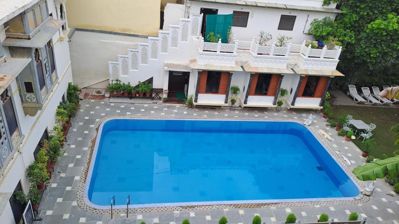 Mahendra Prakash Hotel Udaipur Exterior foto